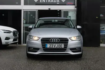 Audi A3 Sportback 2014 - 10900 EUR, 183539 km - AUTO.MOTO.pt - 183539km - foto 4 de 19