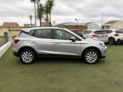 SEAT Arona 2023 — foto 4 de 15