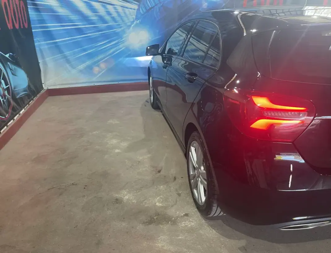 Mercedes-Benz A 200 2016 - 18450 EUR, 188000 km - AUTO.MOTO.pt - 188000km - foto 13 de 42