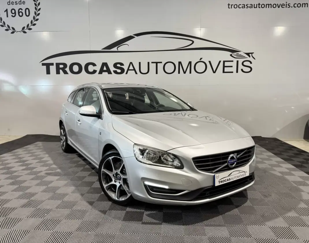 Volvo V60 2016 - 13900 EUR, 265393 km - 265393km - foto 11 de 44