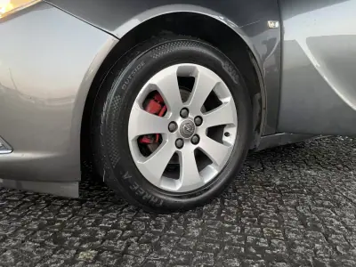 Opel Insignia 2013 - 8500 EUR, 275804 km - AUTO.MOTO.pt - 275804km - foto 6 de 14