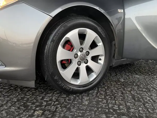 Opel Insignia 2013 - 8500 EUR, 275804 km - AUTO.MOTO.pt - 275804km - foto 6 de 14