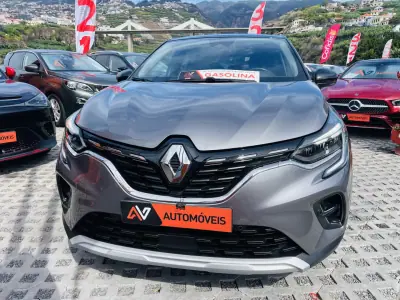 Renault Captur 2023 — foto 2 de 12