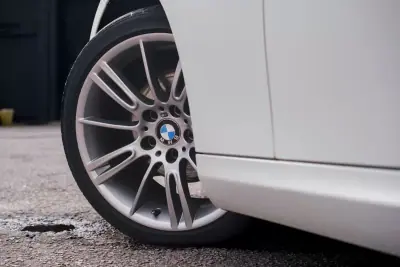 BMW 320 2016 - 18900 EUR, 230000 km - AUTO.MOTO.pt - 230000km - foto 10 de 28