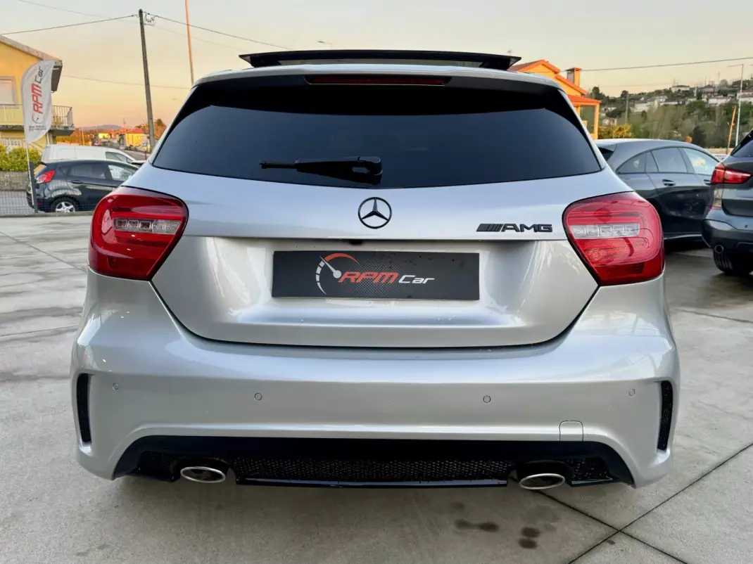 Mercedes-Benz A 180 2015 - 16500 EUR, 170000 km - AUTO.MOTO.pt - 170000km - foto 10 de 23