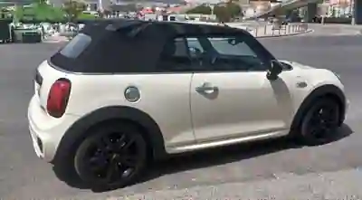 MINI 2019 - 16980 EUR, 190626 km - AUTO.MOTO.pt - 190626km - foto 3 de 11