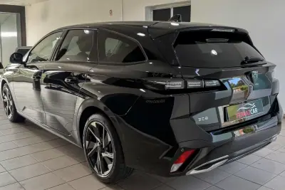 Peugeot 308 SW 2022 - 21500 EUR, 117060 km - AUTO.MOTO.pt - 117060km - foto 2 de 23