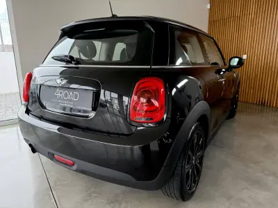 MINI One 2016 - 12999 EUR, 132000 km - AUTO.MOTO.pt - 132000km - foto 15 de 91