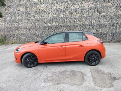 Opel Corsa 2021 - 16500 EUR, 63600 km - 63600km - foto 2 de 29
