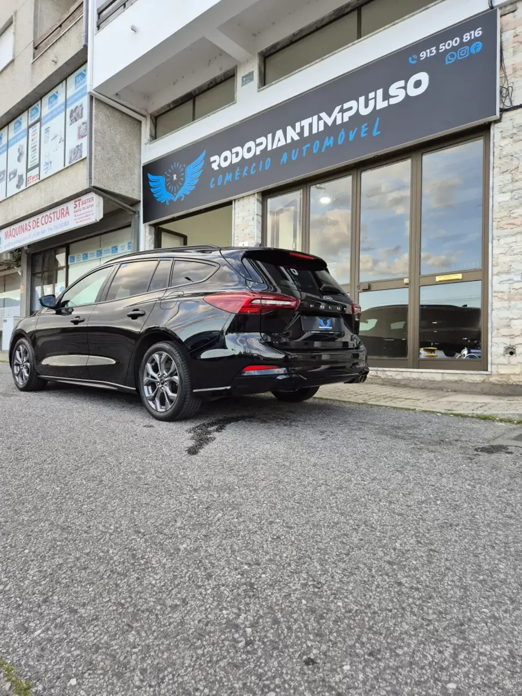 Ford Focus SW 2022 - 17450 EUR, 58000 km - AUTO.MOTO.pt - 58000km - foto 4 de 48