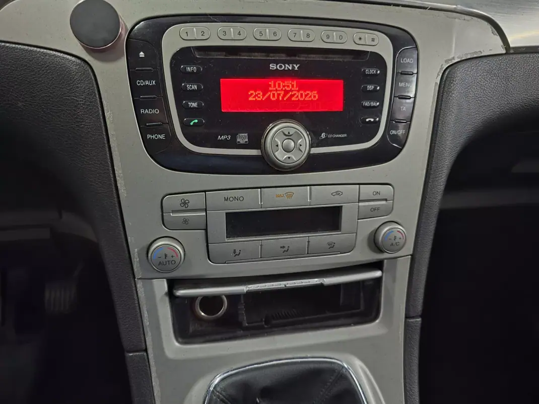 Ford S-Max 2009 - 3000 EUR, 351000 km - 351000km - foto 15 de 16