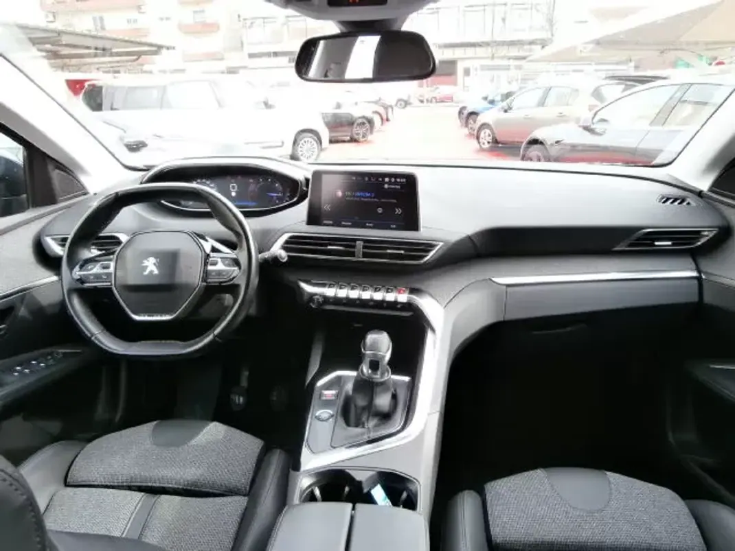 Peugeot 3008 2020 - 22500 EUR, 111358 km - AUTO.MOTO.pt - 111358km - foto 15 de 36