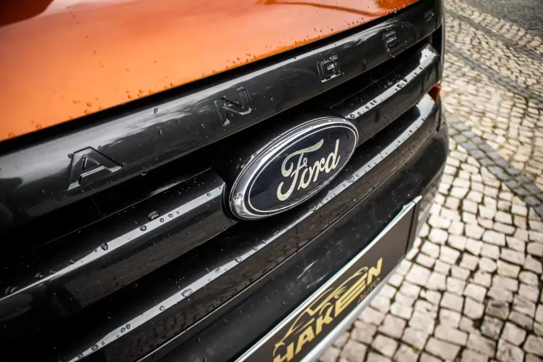 Ford Ranger 2014 - 24900 EUR, 174229 km - AUTO.MOTO.pt - 174229km - foto 9 de 39