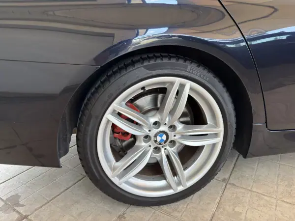BMW M550d 2013 - 27950 EUR, 124744 km - AUTO.MOTO.pt - 124744km - foto 12 de 53