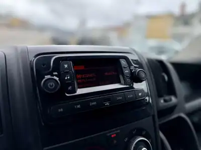 Fiat DUCATO 2.2 M-Jet L3H2 140Cv | IVA DEDUTÍVEL 2023 - 27950 EUR, 28000 km - AUTO.MOTO.pt - 28000km - foto 19 de 23