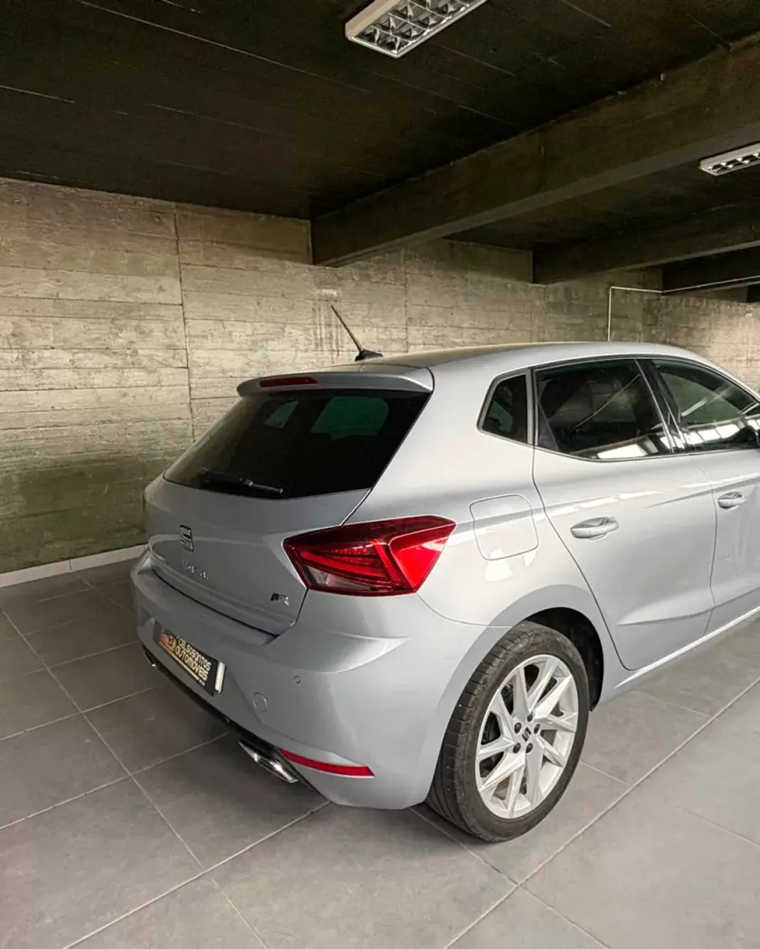 SEAT Ibiza 2024 - 17500 EUR, 48300 km - AUTO.MOTO.pt - 48300km - foto 5 de 12
