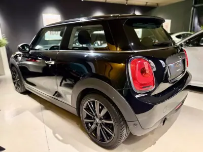 MINI Cooper 2014 - 12500 EUR, 125100 km - AUTO.MOTO.pt - 125100km - foto 9 de 14