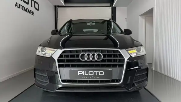 Audi Q3 2015 — foto 2 de 25