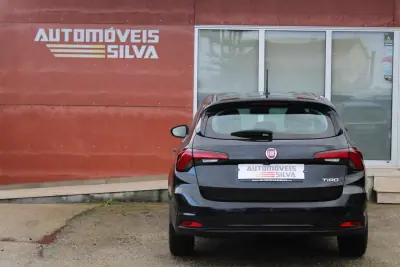 Fiat Tipo Station Wagon 2022 - 12990 EUR, 106000 km - AUTO.MOTO.pt - 106000km - foto 7 de 26
