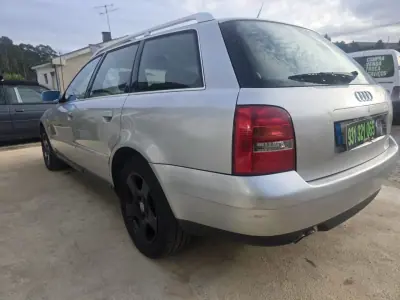 Audi A4 Avant 2001 - 2250 EUR, 372500 km - 372500km - foto 11 de 17