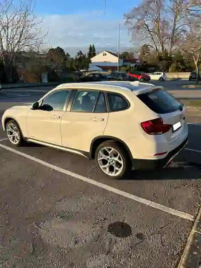 BMW X1 2013 - 13950 EUR, 173000 km - AUTO.MOTO.pt - 173000km - foto 3 de 11