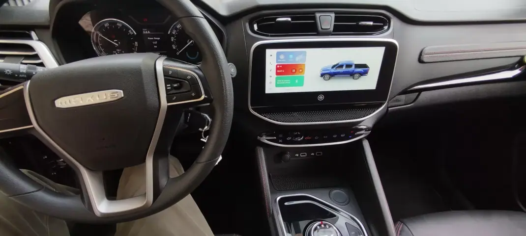 Maxus 2023 - 31500 EUR, 12635 km - AUTO.MOTO.pt - 12635km - foto 15 de 26