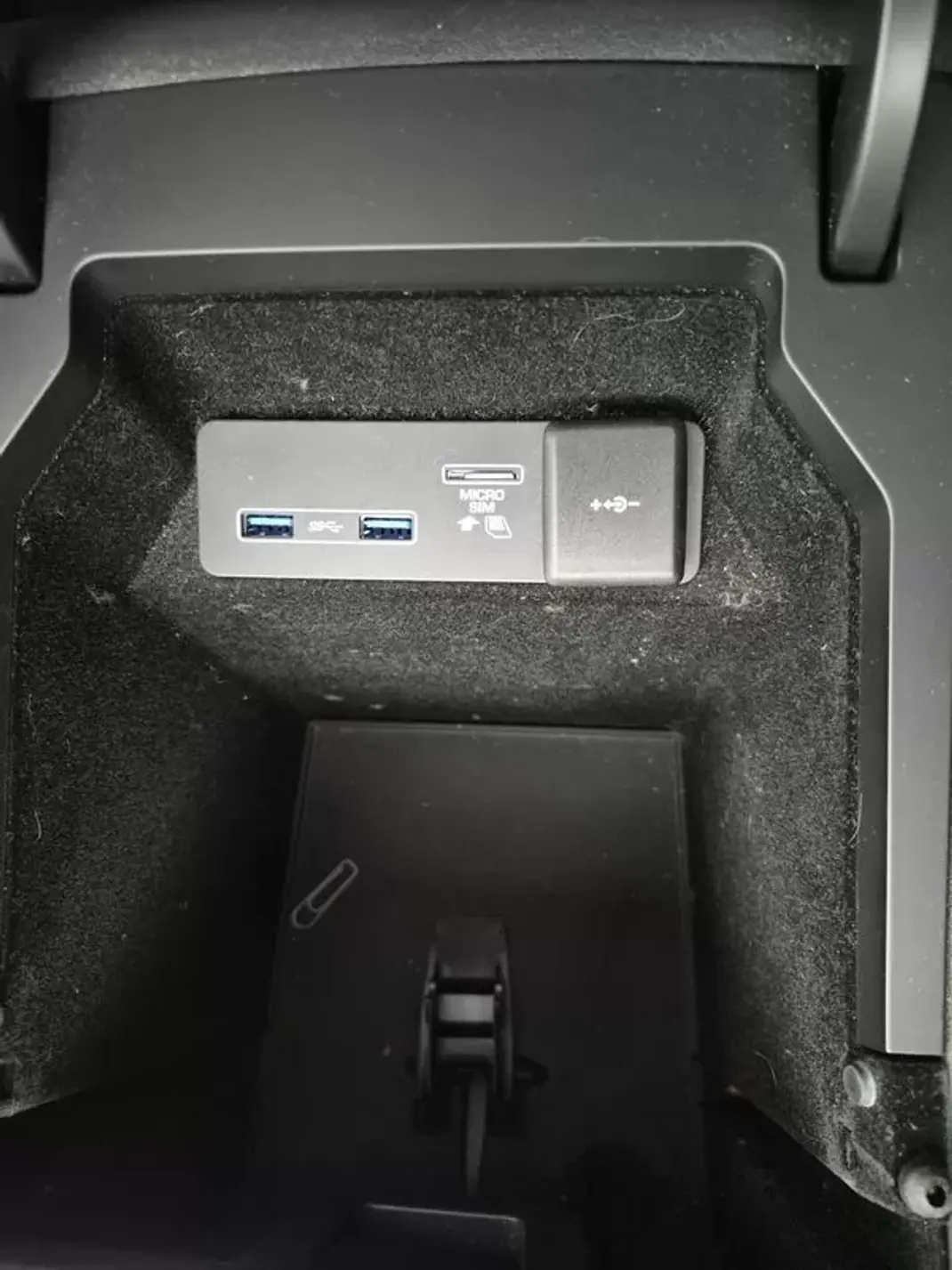 Land Rover Discovery Sport 2020 - 33900 EUR, 60481 km - AUTO.MOTO.pt - 60481km - foto 29 de 58