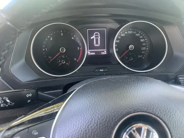 Volkswagen Tiguan 2017 - 17000 EUR, 172000 km - 172000km - foto 7 de 9