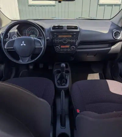 Mitsubishi Space Star 2014 - 7900 EUR, 123000 km - AUTO.MOTO.pt - 123000km - foto 8 de 11