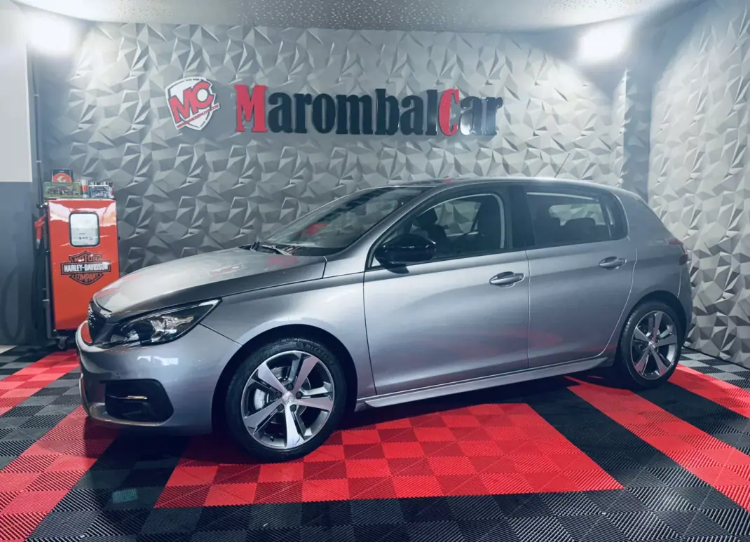 Peugeot 308 2018 - 11990 EUR, 139757 km - 139757km - foto 9 de 15