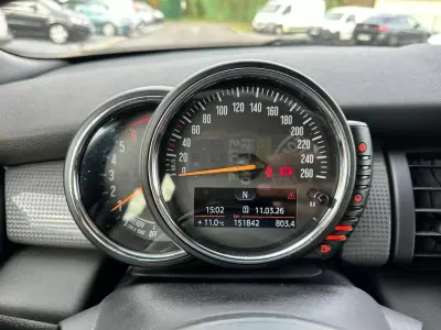 MINI 5 Portas 2016 - 13450 EUR, 151842 km - AUTO.MOTO.pt - 151842km - foto 5 de 10