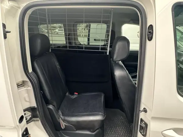 Volkswagen Caddy 2023 - 26000 EUR, 37000 km - AUTO.MOTO.pt - 37000km - foto 4 de 4