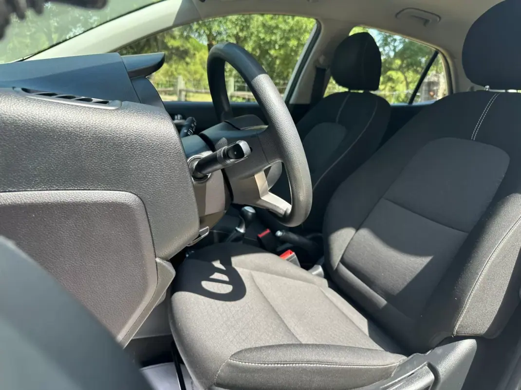 Kia Picanto 2021 - 10500 EUR, 86000 km - AUTO.MOTO.pt - 86000km - foto 7 de 11