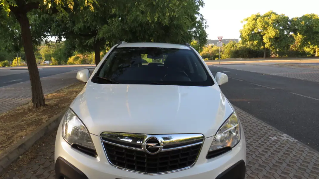 Opel Mokka 2013 - 11900 EUR, 215000 km - 215000km - foto 4 de 17