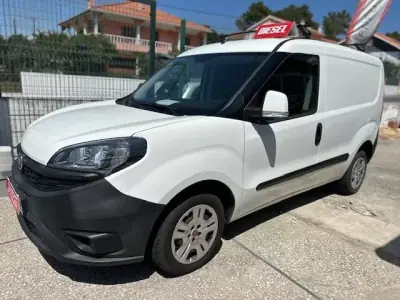 Fiat Doblo 2019 - 11990 EUR, 140785 km - AUTO.MOTO.pt - 140785km - foto 7 de 7