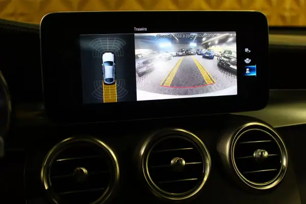 Mercedes-Benz GLC 220 2019 - 39400 EUR, 165000 km - AUTO.MOTO.pt - 165000km - foto 26 de 37