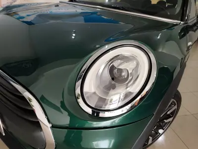 MINI 5 Portas 2017 - 15490 EUR, 76000 km - AUTO.MOTO.pt - 76000km - foto 5 de 27