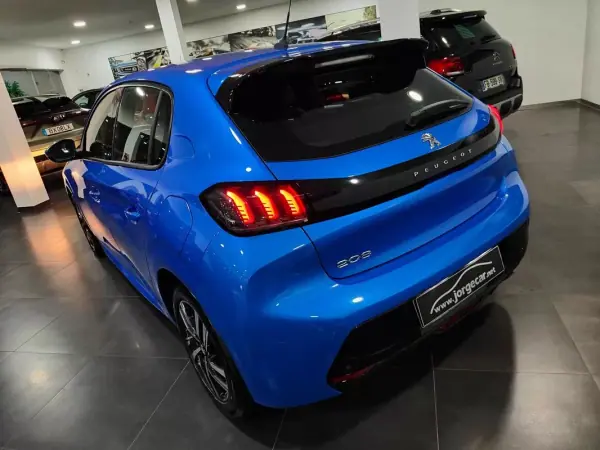 Peugeot 208 2019 - 13250 EUR, 90000 km - AUTO.MOTO.pt - 90000km - foto 16 de 60