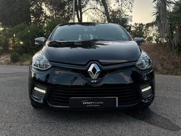 Renault Clio 2014 — foto 2 de 17