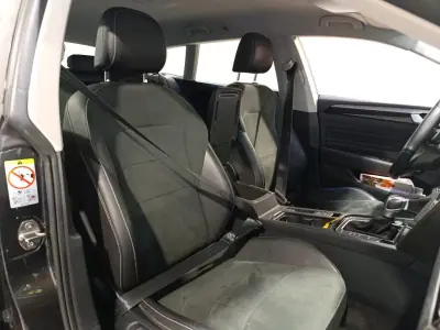 Volkswagen Arteon Shooting Brake 2021 - 25900 EUR, 113390 km - AUTO.MOTO.pt - 113390km - foto 5 de 12