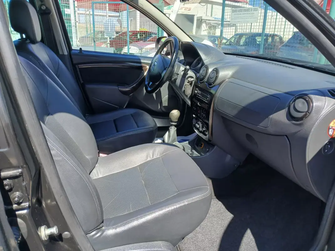Dacia Duster 2011 - 9650 EUR, 102884 km - 102884km - foto 22 de 26