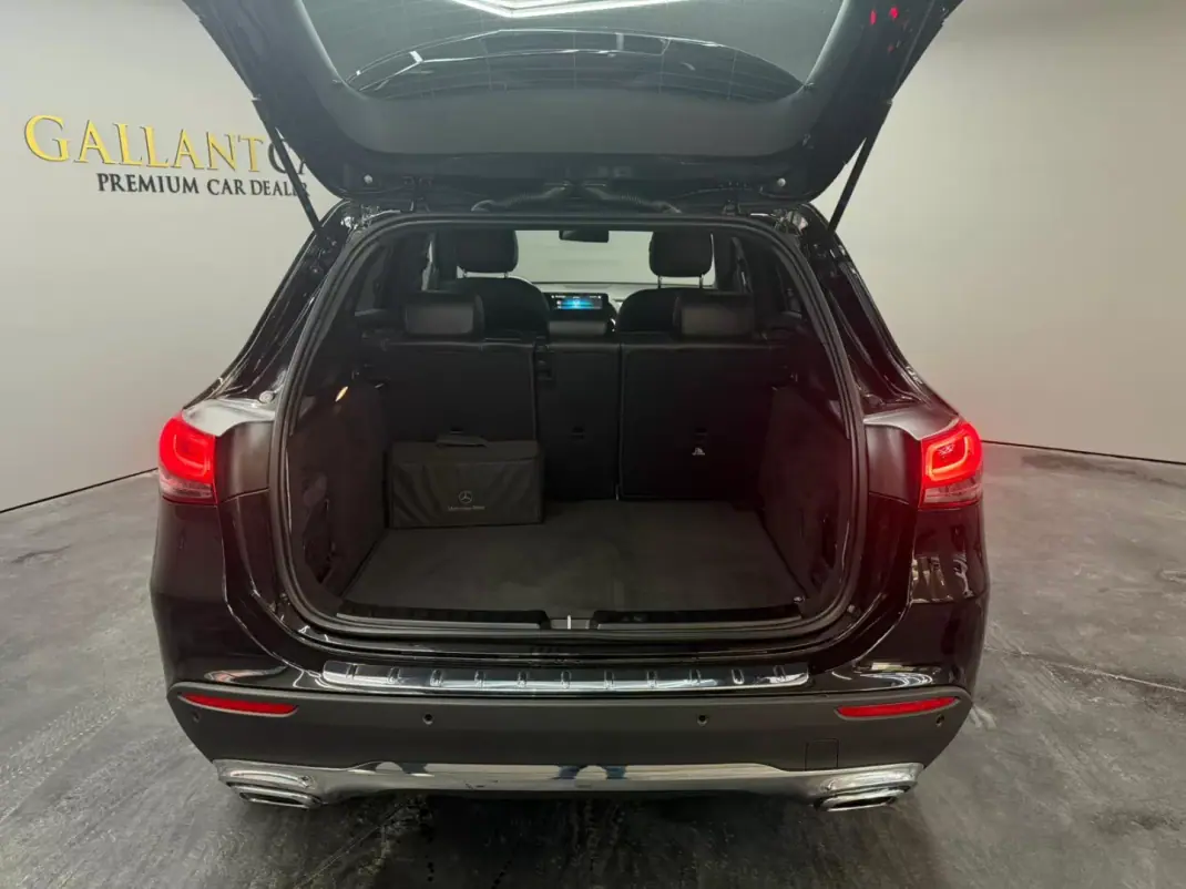 Mercedes-Benz GLA 250 2022 - 34000 EUR, 106000 km - AUTO.MOTO.pt - 106000km - foto 11 de 34