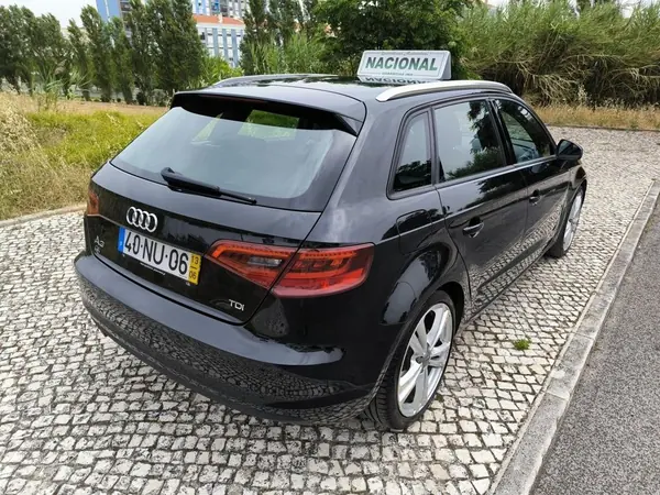 Audi A3 Sportback 2013 - 14950 EUR, 255105 km - AUTO.MOTO.pt - 255105km - foto 13 de 60