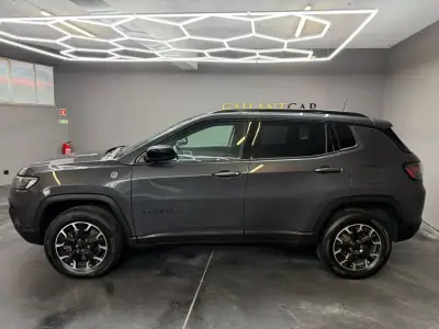 Jeep Compass 2022 - 21900 EUR, 116655 km - AUTO.MOTO.pt - 116655km - foto 13 de 35