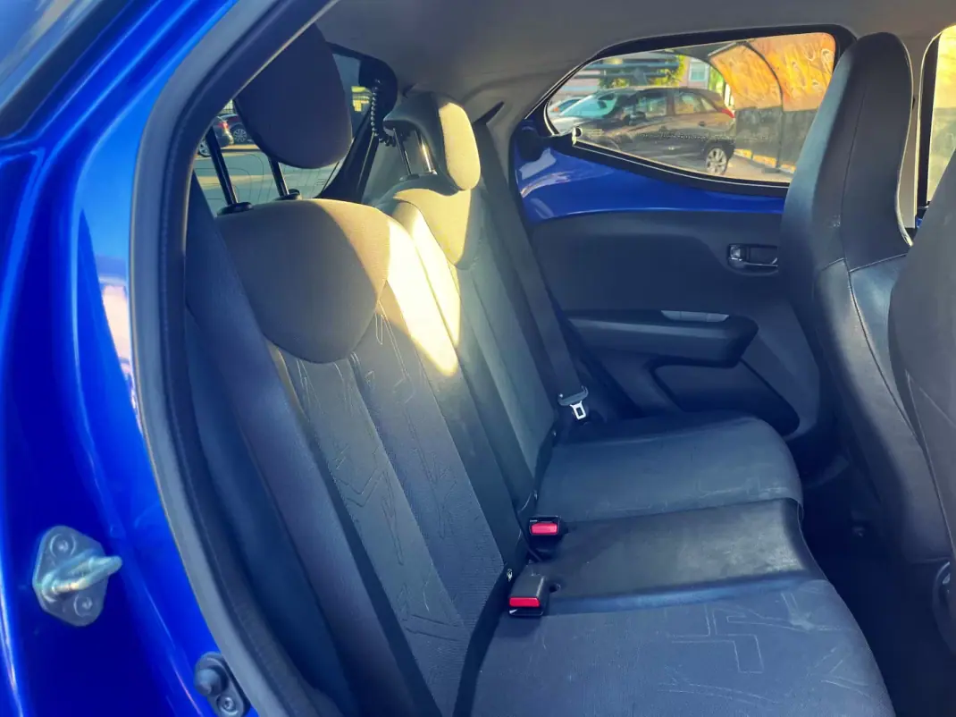 Toyota Aygo 2018 - 11750 EUR, 46000 km - AUTO.MOTO.pt - 46000km - foto 8 de 15
