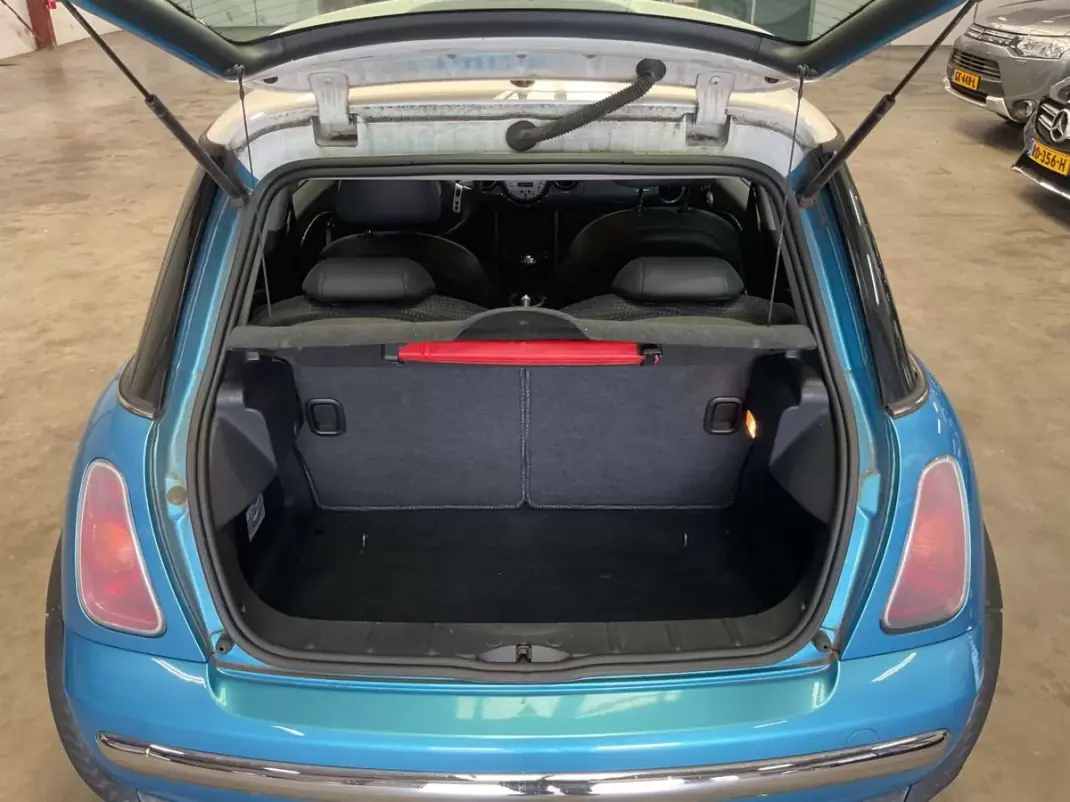 MINI Cooper 2005 - 6990 EUR, 157137 km - 157137km - foto 7 de 13