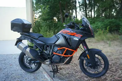 KTM 1290 Super Adventure 2018 - 12490 EUR, 50500 km - AUTO.MOTO.pt - 50500km - foto 10 de 27
