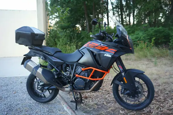 KTM 1290 Super Adventure 2018 - 12490 EUR, 50500 km - AUTO.MOTO.pt - 50500km - foto 10 de 27
