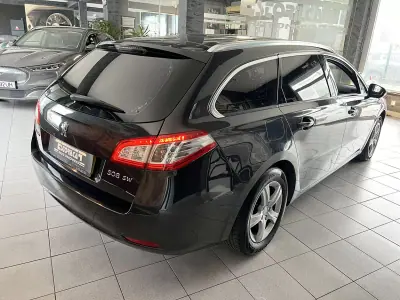 Peugeot 508 SW 2013 - 8900 EUR, 217279 km - AUTO.MOTO.pt - 217279km - foto 4 de 23