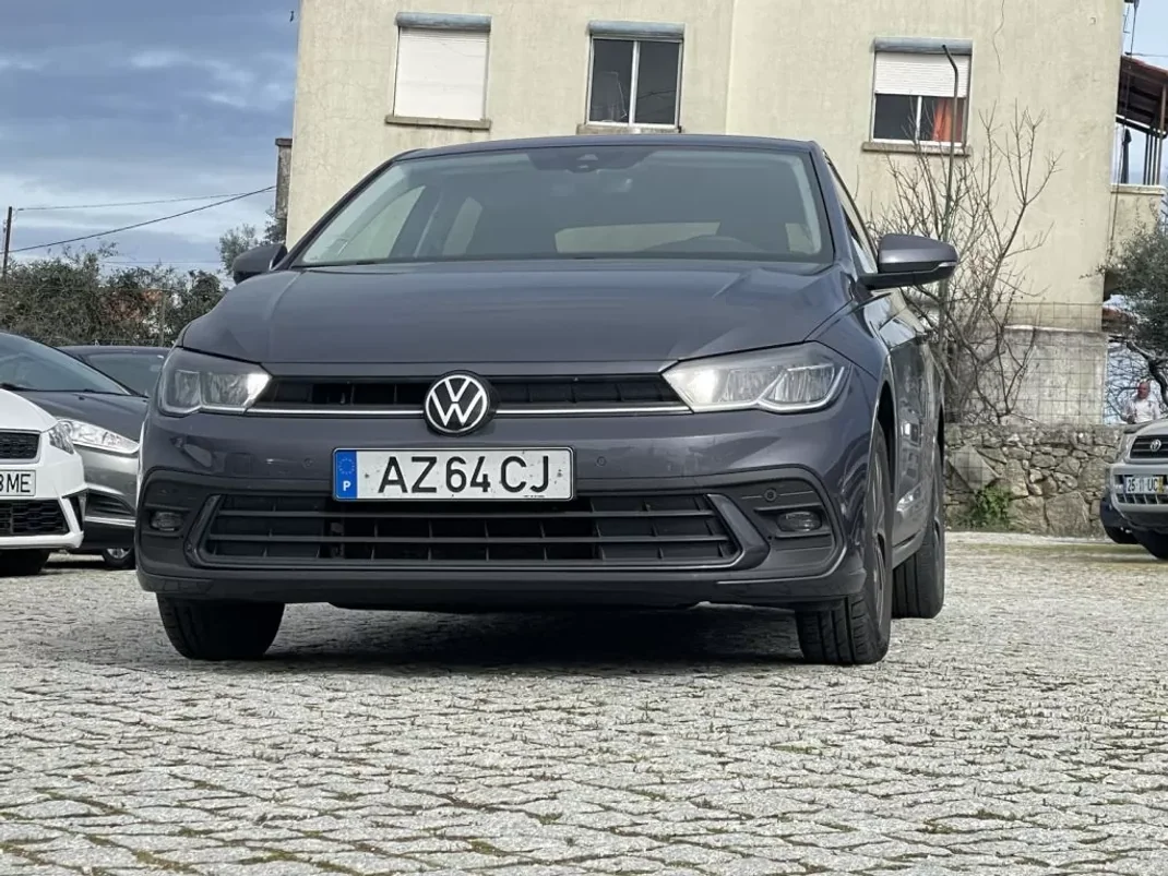 Volkswagen Polo 2023 - 18750 EUR, 44308 km - AUTO.MOTO.pt - 44308km - foto 2 de 11